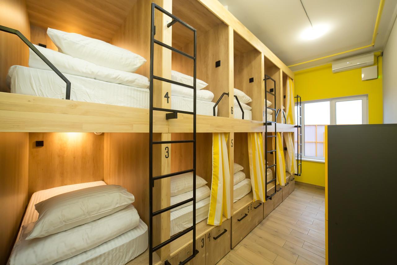 HOTEL Bee Station Kiew Exterior foto